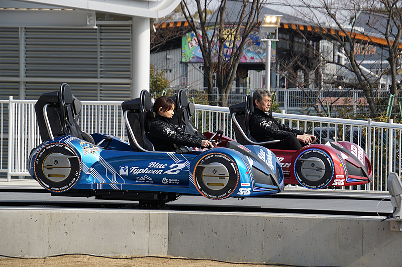 総支配人もDUEL GPに乗って登場