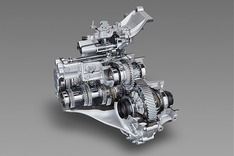 新型6速MT（マニュアルトランスミッション）
