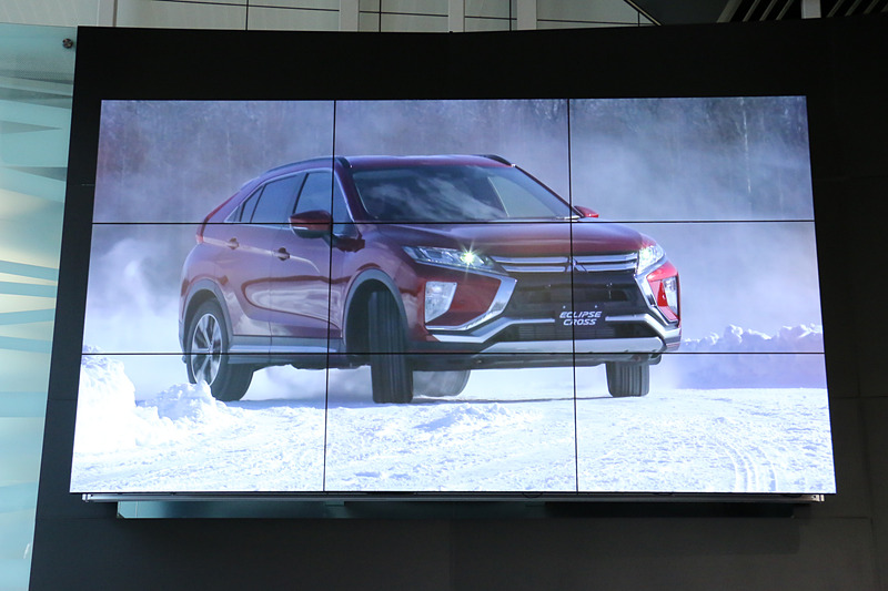 トークショー内では北海道のクローズコースで実施されたエクリプス クロスの雪上走行シーンも披露された