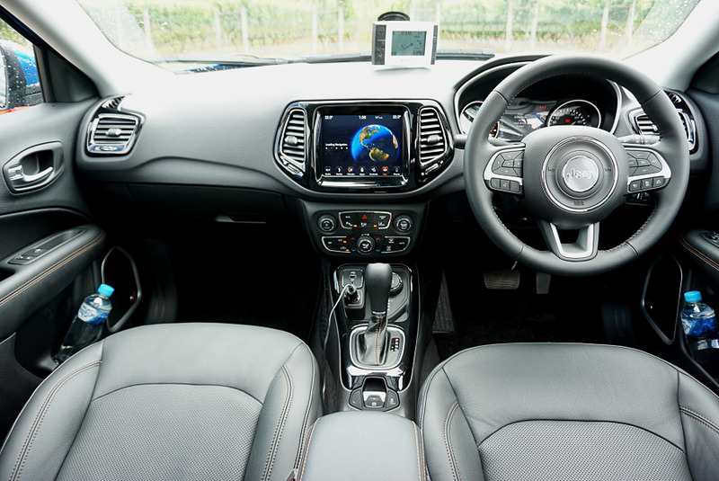 コンパス Limitedのインテリア