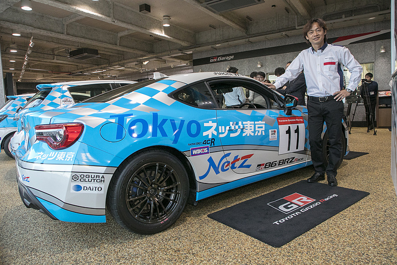 86/BRZ Race・プロフェッショナルシリーズには脇阪寿一選手が参戦。カーナンバーは11だ