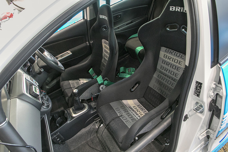 清水選手がドライブするヴィッツ。清水選手は2017年にもヴィッツレースにスポット参戦している