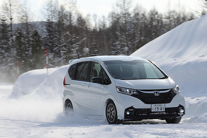 ホンダアクセスの「Modulo」「Modulo X」シリーズの魅力に迫る「神保町フリーミーティング #08 ～土屋圭市×桂伸一 Modulo徹底討論」を3月26日に開催（写真はフリード Modulo X）