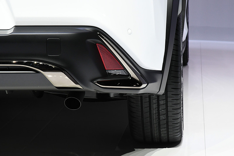 レクサス「UX 250h」