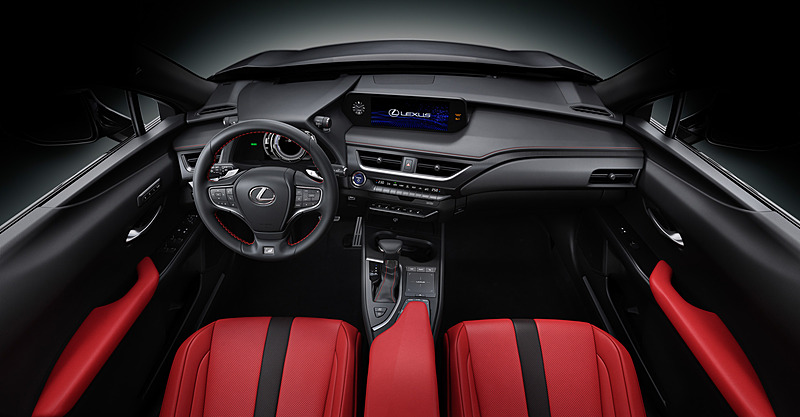 （欧州仕様）UX250h “F SPORT” インテリア