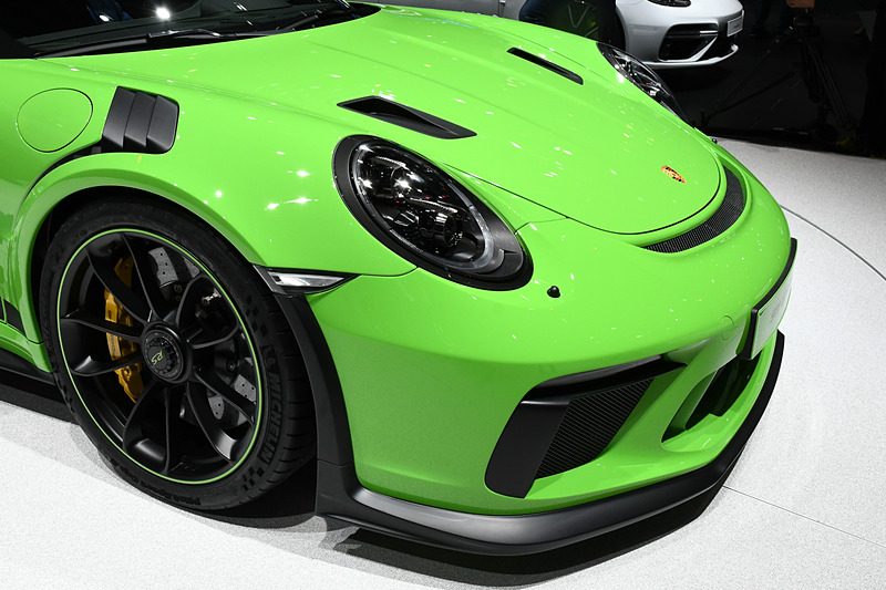 0-100km/h加速3.2秒、最高速312km/hのスペックを誇る911 GT3 RS