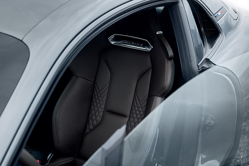 A110 Legendeのインテリア