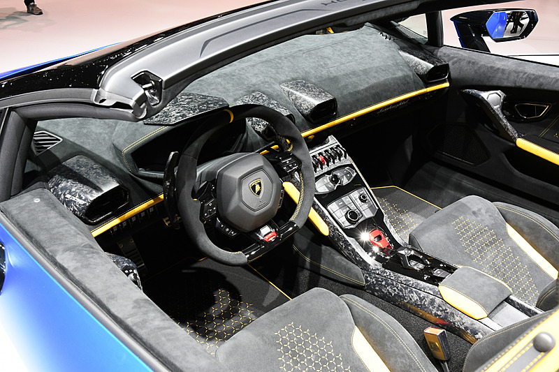 ランボルギーニ「ウラカン・ペルフォルマンテ・スパイダー」