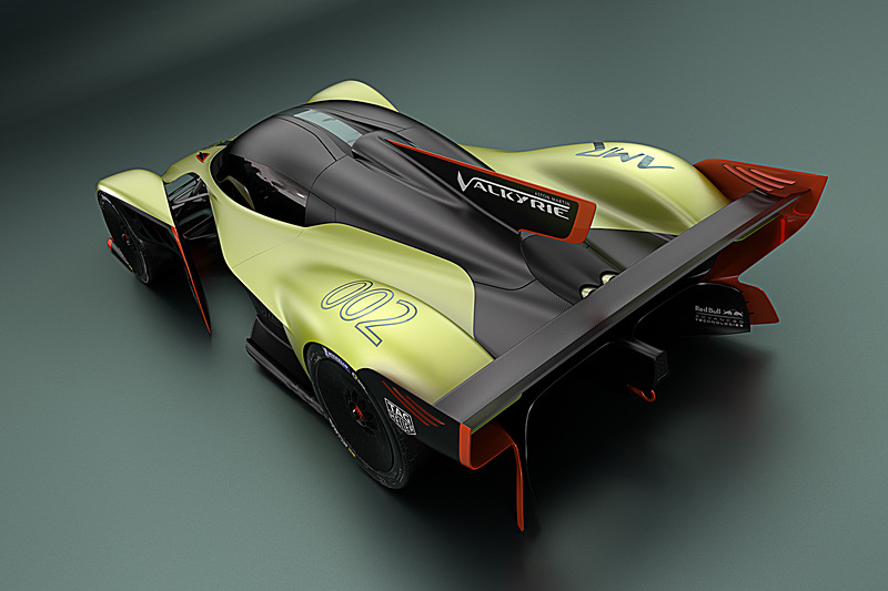 ヴァルキリー AMR Proは1kg/1BHPを上まわるパワーウェイトレシオを実現