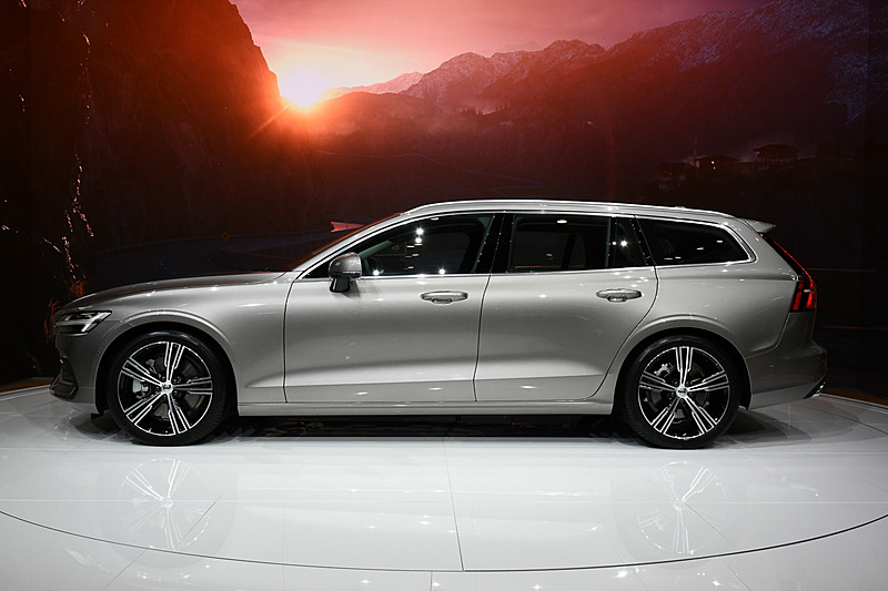 新型V60のエクステリア