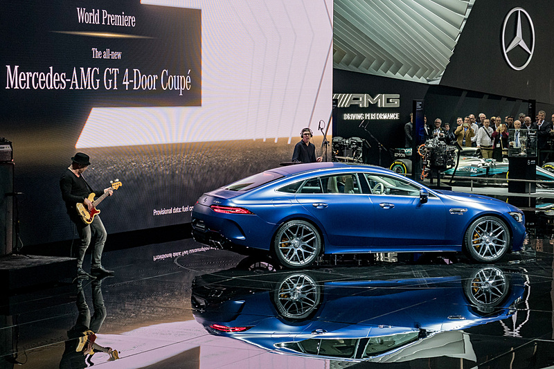 プレスカンファレンスの様子