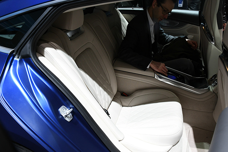 会場に展示されたメルセデス AMG GT 63 S 4MATIC＋