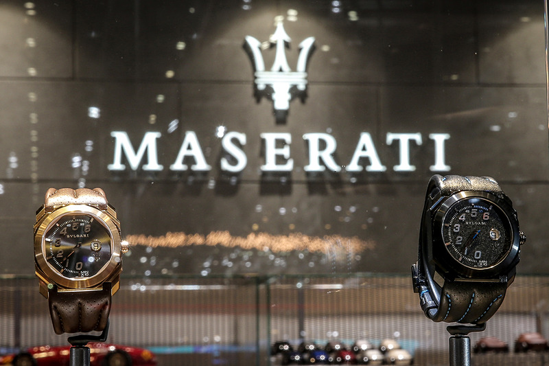 ブース内には「ゼニア」「ブルガリ」といったブランドとコラボレーションした製品も展示している