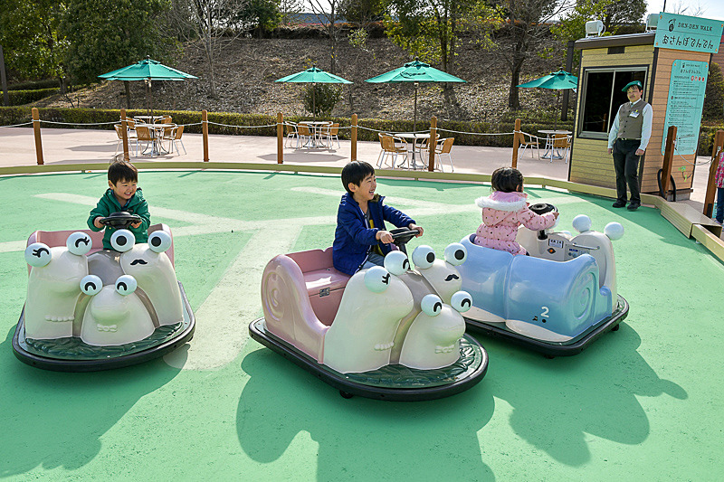 0歳以上で同乗できる新アトラクション「おさんぽでんでん」