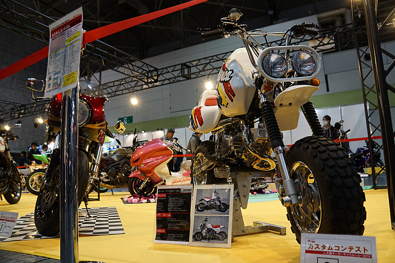 カスタムバイクの展示コーナー