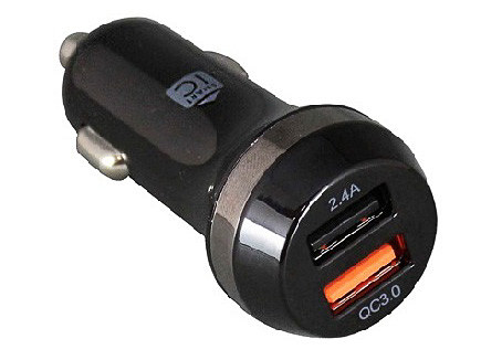 複数のポートを備える製品では、Quick Charge 3.0対応ポートをオレンジに色分けしている