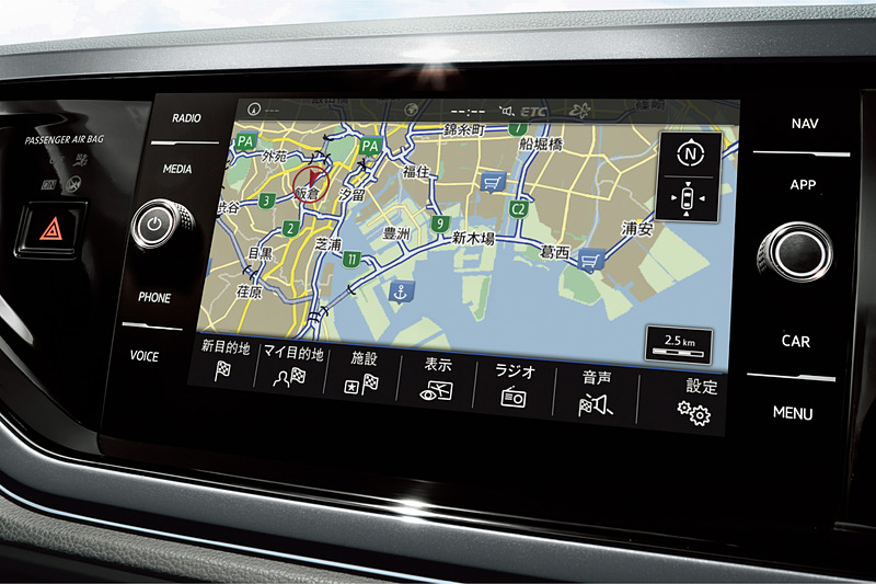 純正インフォテイメントシステムは「Composition Media」を全車標準装備し、ポロとして初めて「Discover Pro」をオプション設定