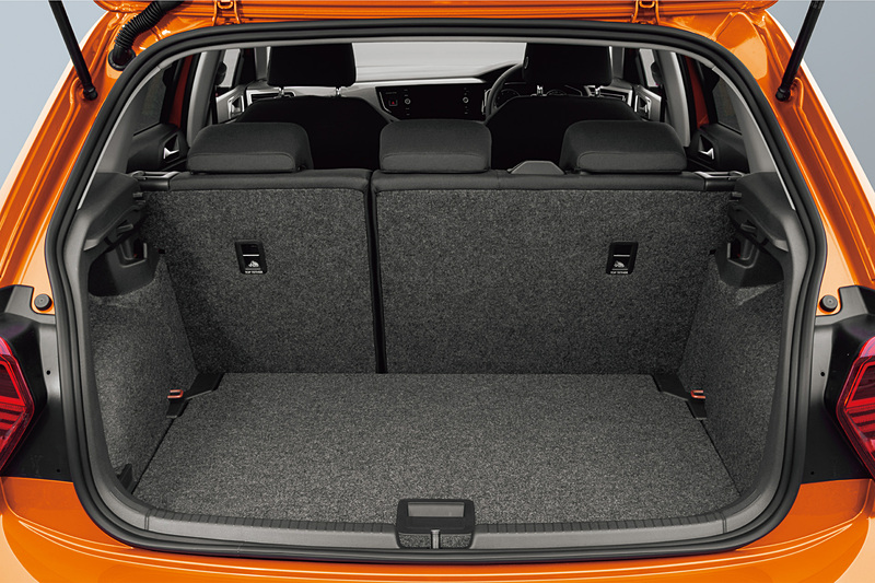 ラゲッジスペース容量は280Lから71L増の351Lに拡大。リアシートやフロアパネルのアレンジでさらに広げることもできる