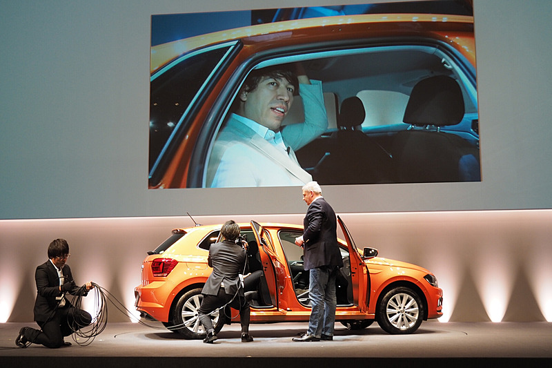 頭上と足下に余裕がある