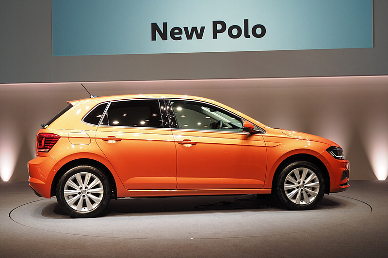 ボディカラーは「エナジェティックオレンジメタリック」