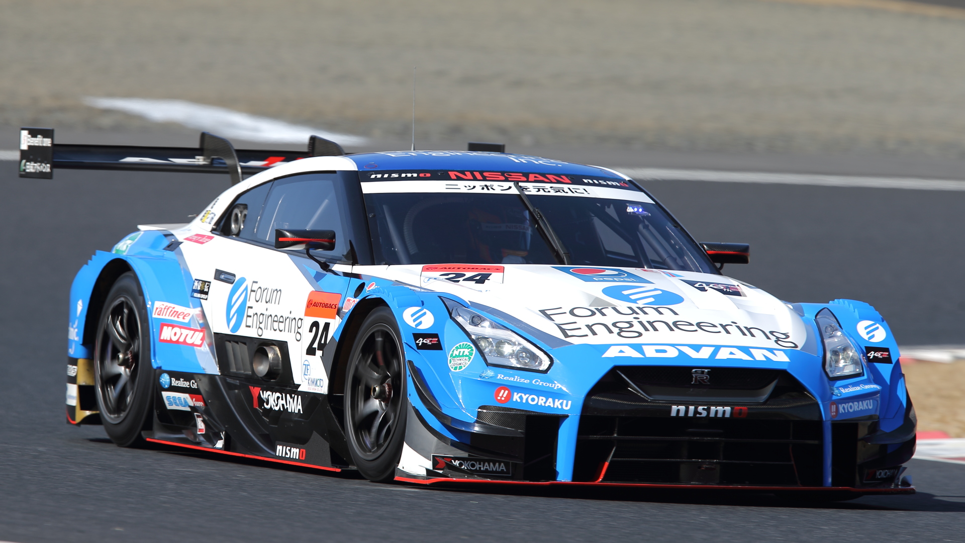 24号車　フォーラムエンジニアリング ADVAN GT-R　ジョアオ・パオロ・デ・オリベイラ/高星明誠