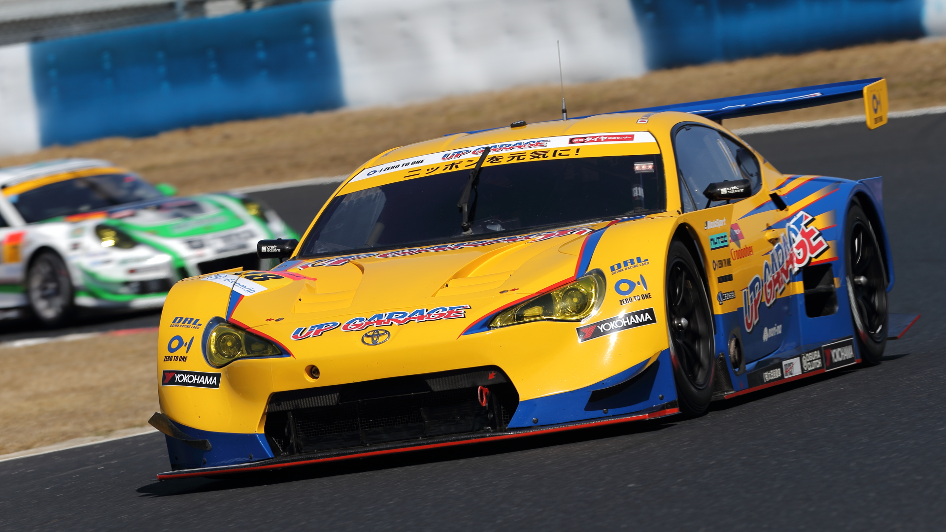 18号車　UPGARAGE 86 MC　中山友貴/小林崇志