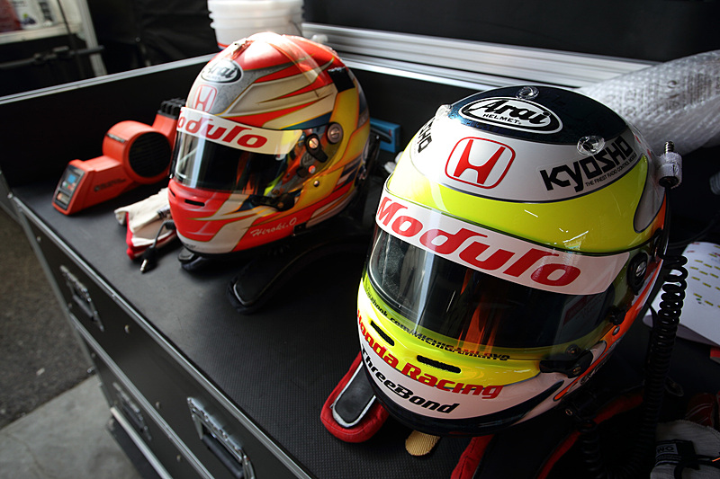 Modulo Drago CORSEチームのピット