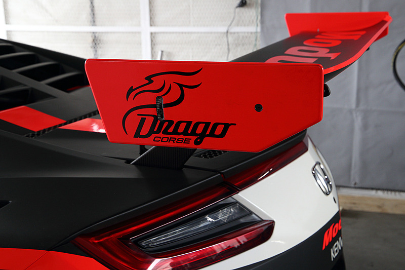 Modulo Drago CORSEチームのピット