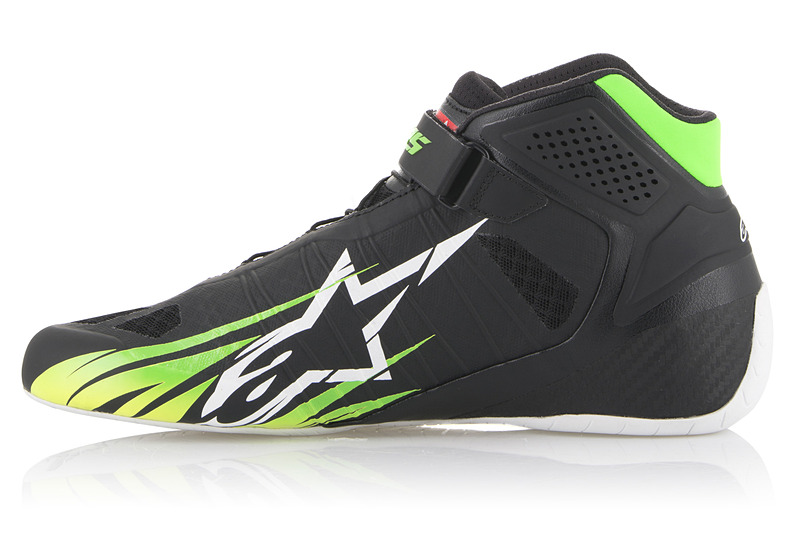 1156 BLACK YELLOW GREEN FLUO（税別2万9800円）
