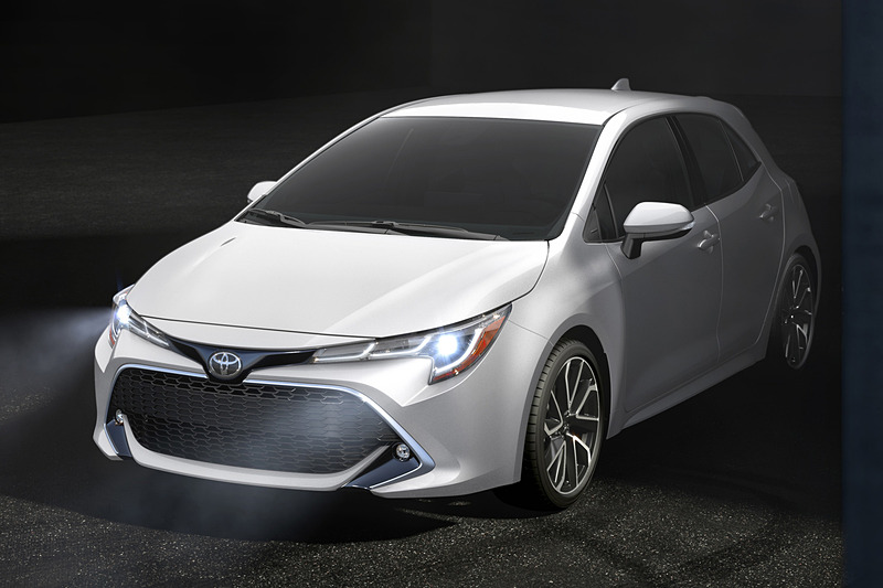 新型カローラ ハッチバックのボディサイズは4370×1790×1435mm（全長×全幅×全高）、ホイールベースは2640mm
