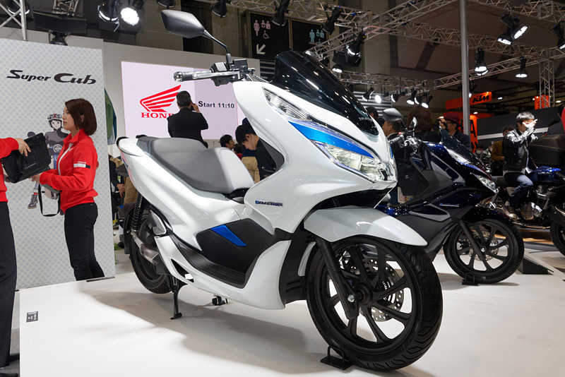 電動スクーター「PCX ELECTRIC」
