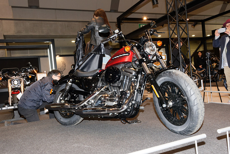 同じく新モデル「Forty-Eight Special」