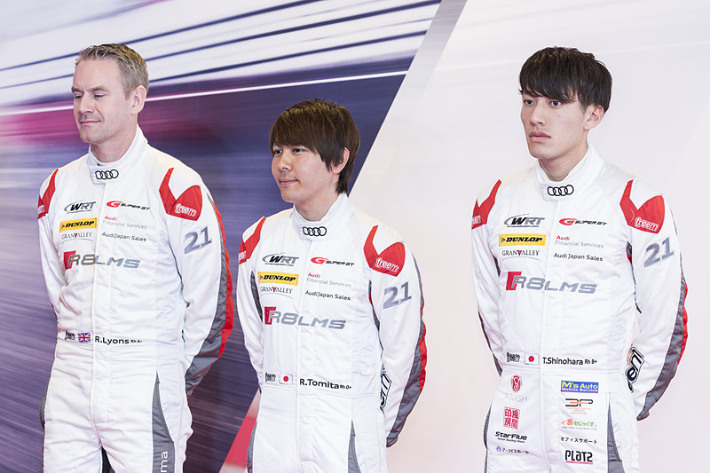 左から、リチャード・ライアン選手、富田竜一郎選手、篠原拓朗選手