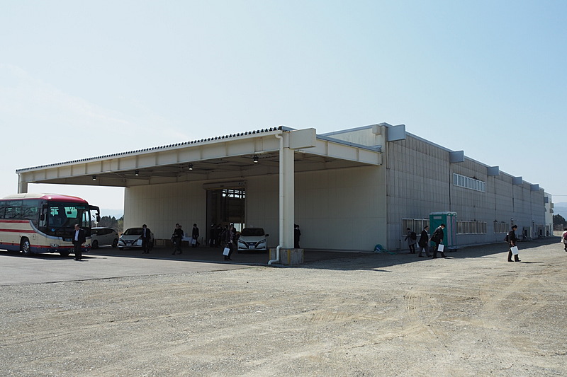 こちら側はバッテリーの倉庫側になる