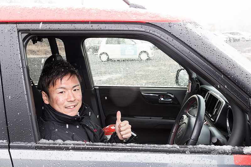 Moduleの足まわりがセットされたN-ONEは大津選手