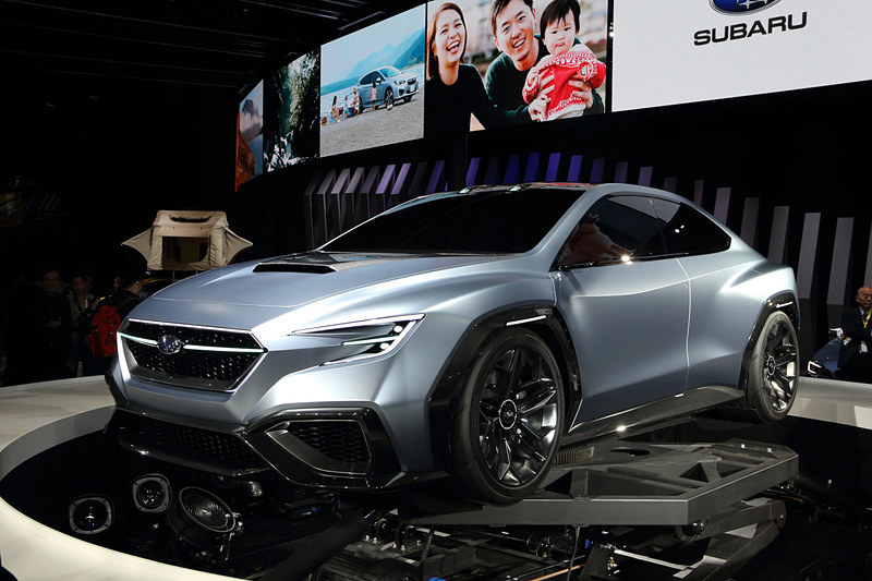 2017年10月の「第45回 東京モーターショー2017」で世界初公開された「SUBARU VIZIV PERFORMANCE CONCEPT」