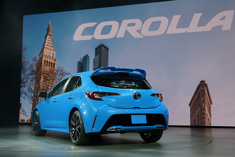 新型カローラ ハッチバックのボディサイズは4370×1790×1435mm（全長×全幅×全高）、ホイールベース2640mm