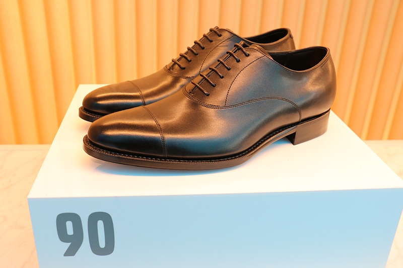 XCシリーズの3モデルを靴に例え、価格やボディサイズではなく、用途やユーザーの好みで守備範囲を変えていることを表現