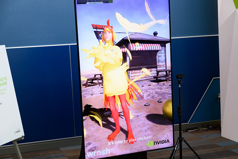 これは鳥に変身するものみたいだ