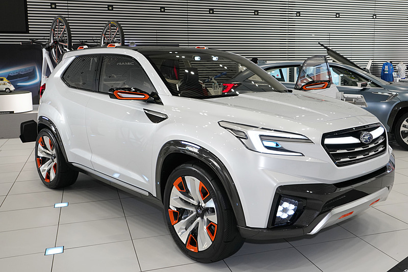 2015年10月の「第44回 東京モーターショー2015」で世界初公開された「SUBARU VIZIV FUTURE CONCEPT」。SUVのコンセプトカーで、“使える価値”を全面に打ち出している
