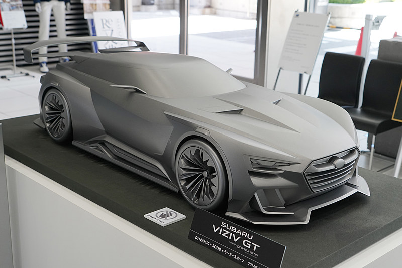 「SUBARU VIZIV GT」の1/4モデル