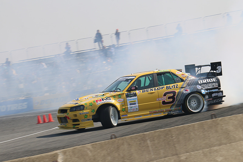 2018年シーズン限りでのD1引退を表明している野村謙選手のドリフトシーン