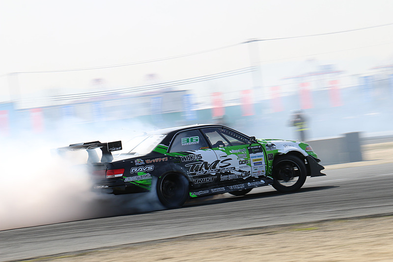 午前中に行なわれた、単走や慣熟走行のドリフトシーン