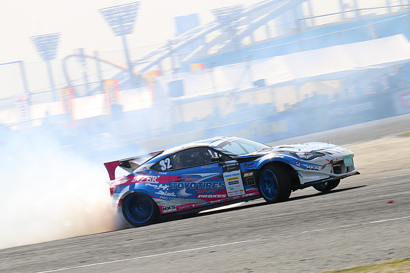 午前中に行なわれた、単走や慣熟走行のドリフトシーン