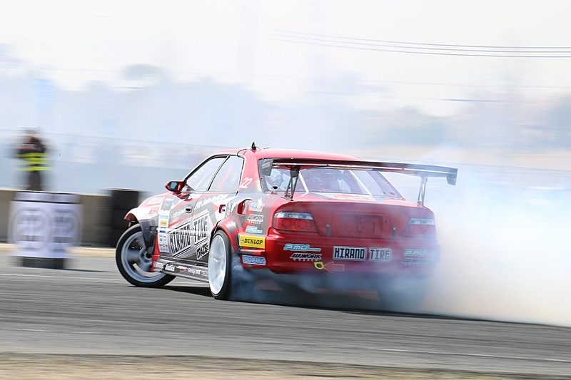 午前中に行なわれた、単走や慣熟走行のドリフトシーン