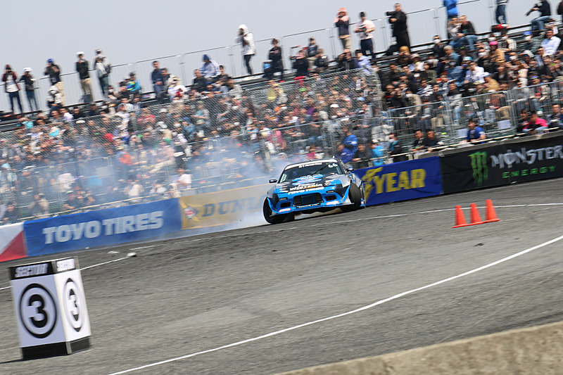 勝利を手にした藤野選手の単走走行