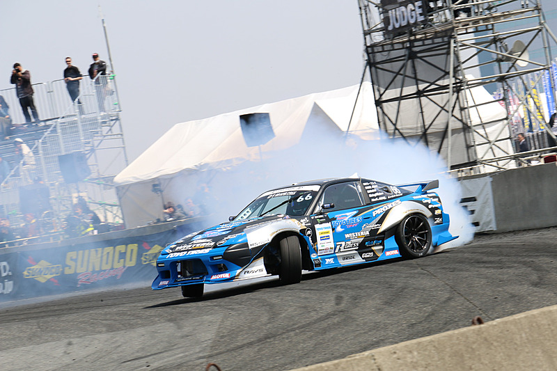 勝利を手にした藤野選手の単走走行