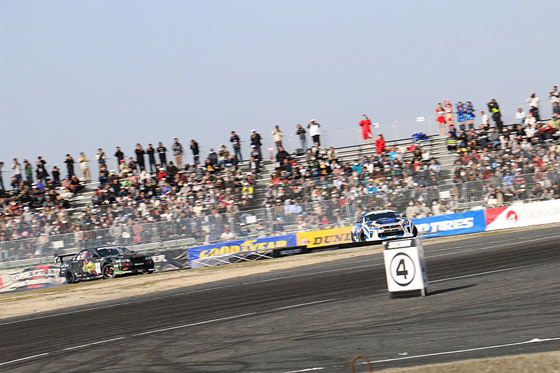 追走決勝の走行1本目、川畑選手はテンションの高いドリフト走行で大きくリード。ポイントでリードして畑中選手にプレッシャーをかけたのだが……