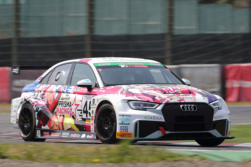 アウディ RS3 LMS