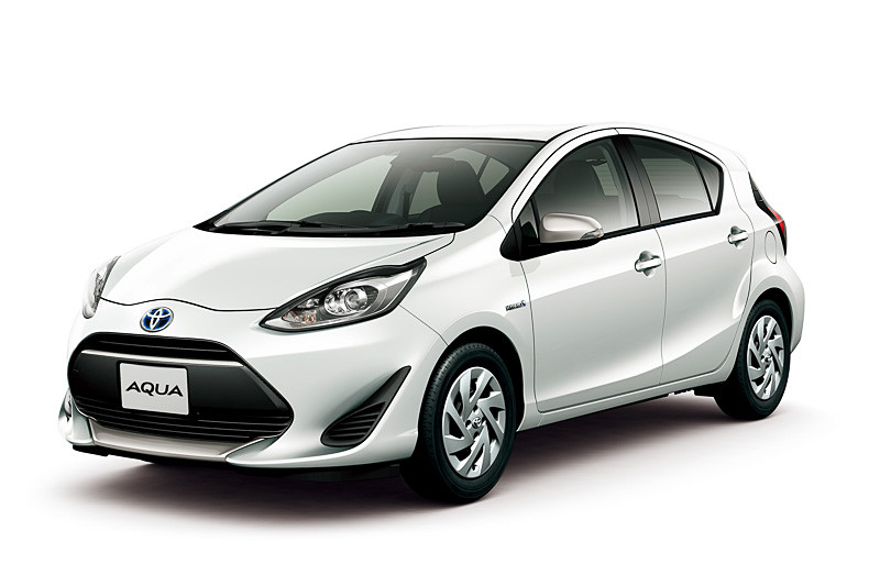 G（ホワイトパールクリスタルシャイン×スティールブロンドメタリック）＜オプション装着車＞